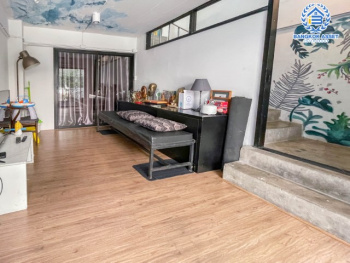 *****อาคารพาณิชย์มือสองย่านกรุงเทพฯ อาคารพาณิชย์ ซอยเพชรเกษม65/1 เนื้อที่กว้างขวางมากถึง 16 ตร.ว. ฟังก์ชัน 4 ห้องนอน 2 ห้องน้ำ ที่จอดรถ 1 คัน บ้านสไตล์คาเฟ่ ตกแต่งพร้อม ตั้งอยู่บนทำเลชุมชน เหมาะกับการค้าขาย เชื่อมต่อการเดินทางด้วยถนนเพชรเกษม จองเลย!